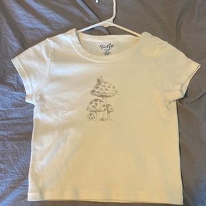 brandy melville ashlyn mushroom top